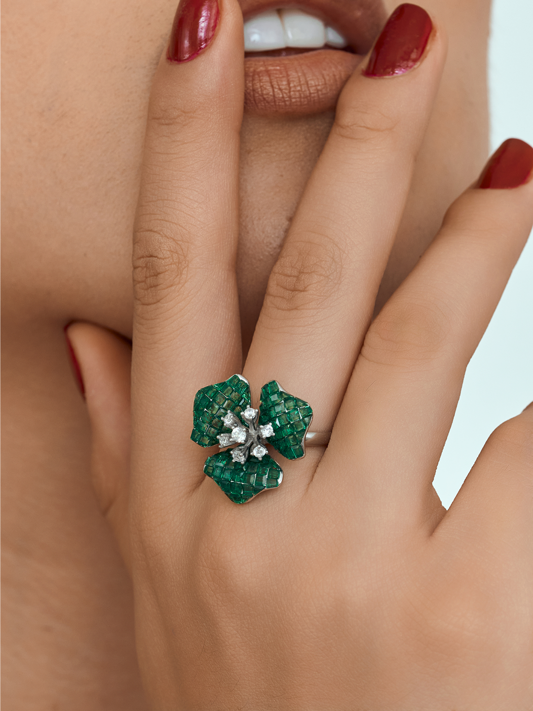Timeless Elegance Bloom Ring Emerald